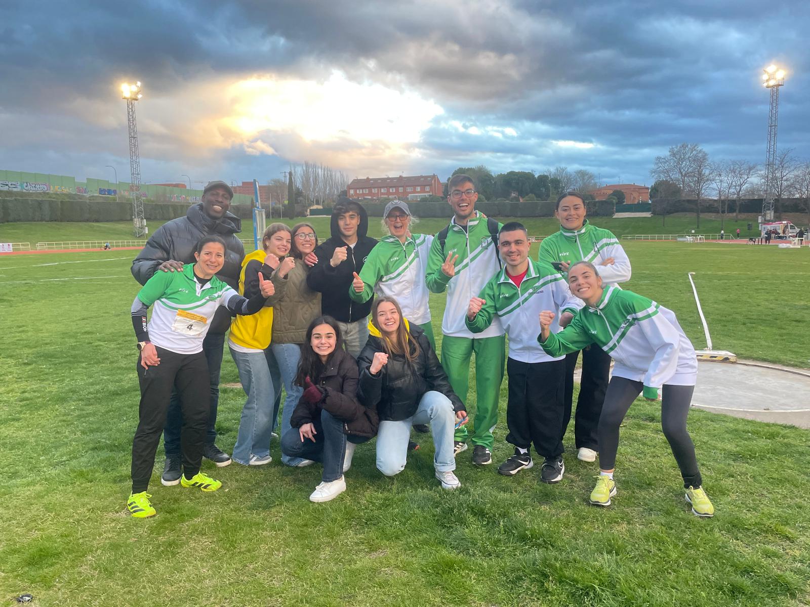 Meliz con equipo andaluz